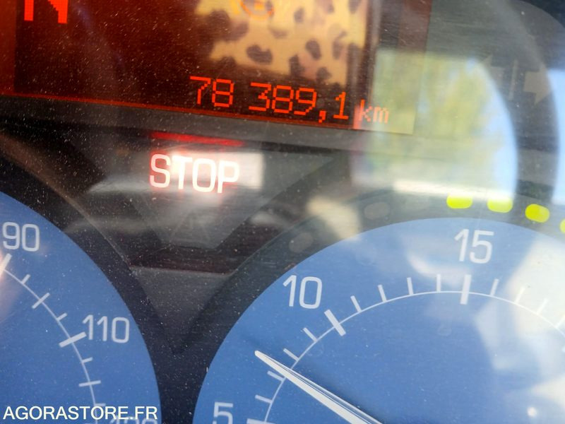 Camião Renault Midlum benne 1063 YR 42: foto 7