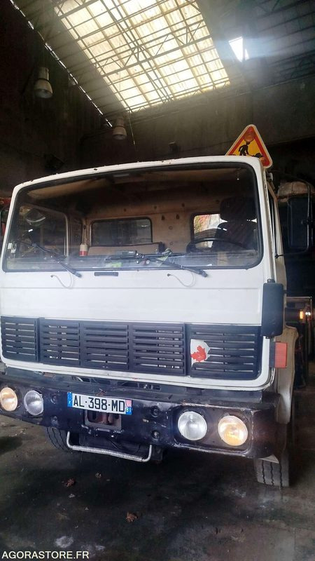 Renault Poids lourd G230 - 1985 - 564616KM - Camião: foto 2 Renault Poids lourd G230 - 1985 - 564616KM - Camião: foto 2