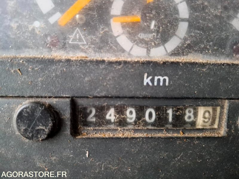 SCANIA M192 Chassis nu 249018 kms 1991 - Camião: foto 5 SCANIA M192 Chassis nu 249018 kms 1991 - Camião: foto 5