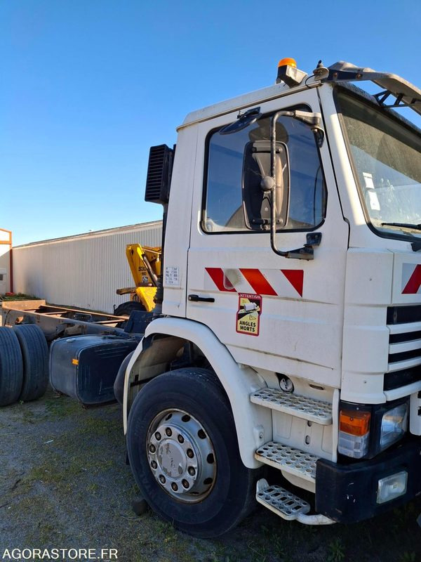 SCANIA M192 Chassis nu 249018 kms 1991 - Camião: foto 2 SCANIA M192 Chassis nu 249018 kms 1991 - Camião: foto 2