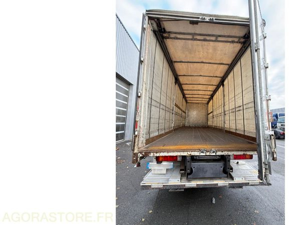 SCANIA PRG230 - 2007 - 877 681km - Camião: foto 4 SCANIA PRG230 - 2007 - 877 681km - Camião: foto 4