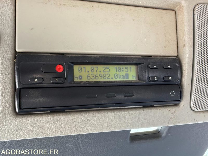 VOLVO FM12 380 - 2004 - 636 982 - Camião: foto 5 VOLVO FM12 380 - 2004 - 636 982 - Camião: foto 5