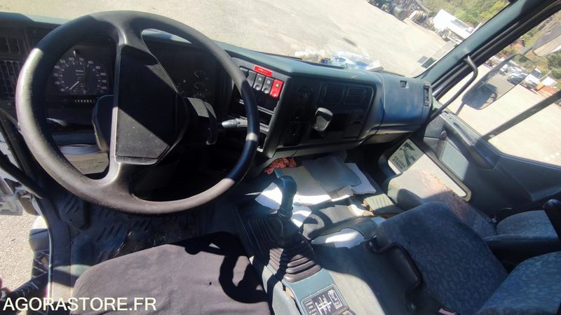 Camion Hydrocureur Renault Premium Kerax - 2000 - Caminhão limpa fossa: foto 5 Camion Hydrocureur Renault Premium Kerax - 2000 - Caminhão limpa fossa: foto 5