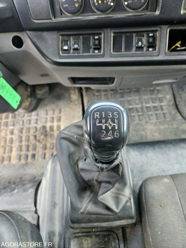 Carrinha basculante Camion Renault D 2014 180000kms: foto 14