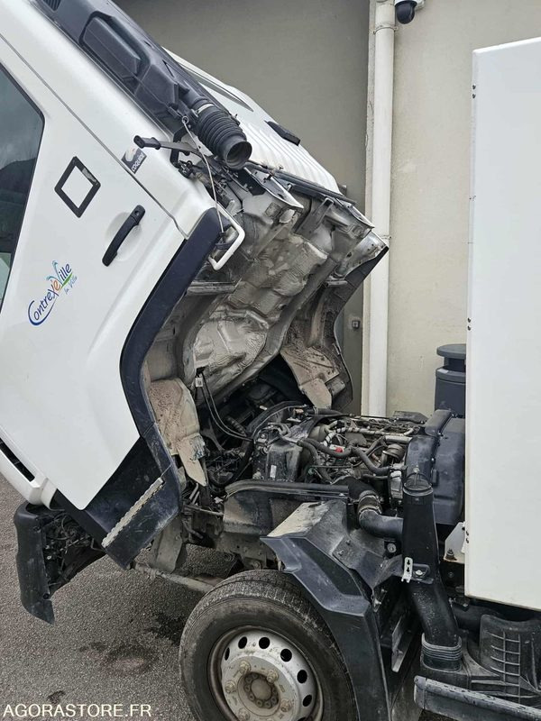 Camion Renault D 2014 180000kms - Carrinha basculante: foto 5 Camion Renault D 2014 180000kms - Carrinha basculante: foto 5