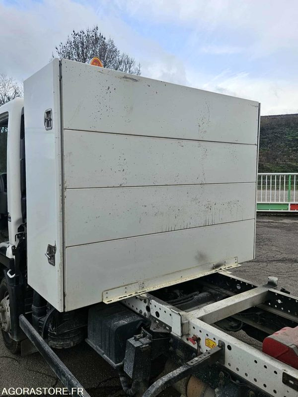 Carrinha basculante Camion Renault D 2014 180000kms: foto 7