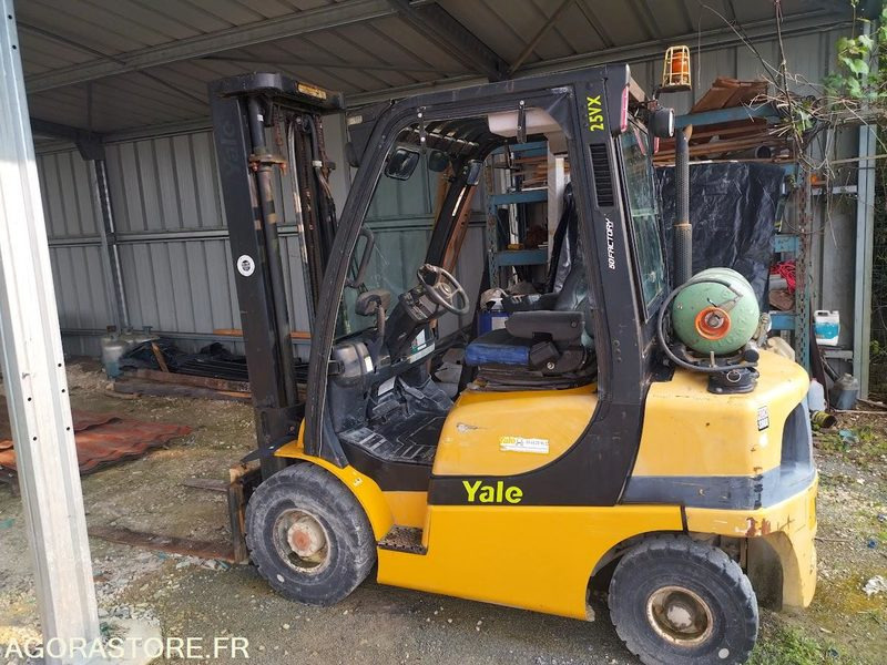 Chariot Élévateur YALE GLP25VX (2007) - Pour Pièces ou Réparation - Empilhadeira a gás: foto 1 Chariot Élévateur YALE GLP25VX (2007) - Pour Pièces ou Réparation - Empilhadeira a gás: foto 1