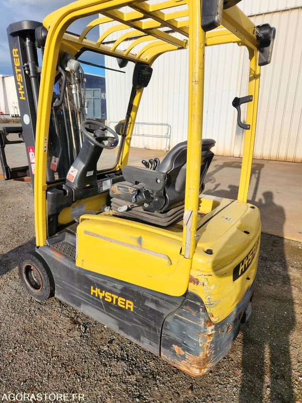 Chariot Hyster J1.8XNT - Equipamento de construção: foto 2 Chariot Hyster J1.8XNT - Equipamento de construção: foto 2