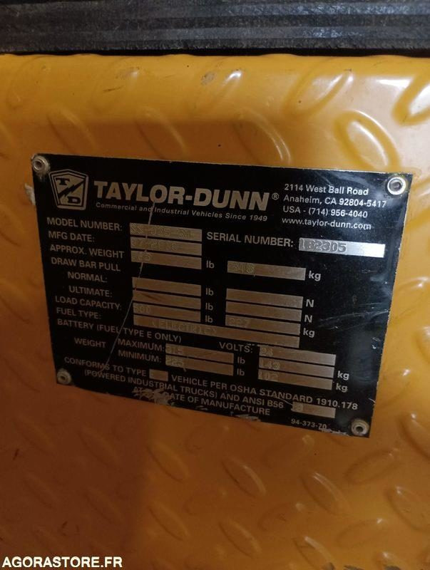 Chariot électrique TAYLOR DUNN - Bon état - 2010 - Trator elétrics: foto 4 Chariot électrique TAYLOR DUNN - Bon état - 2010 - Trator elétrics: foto 4