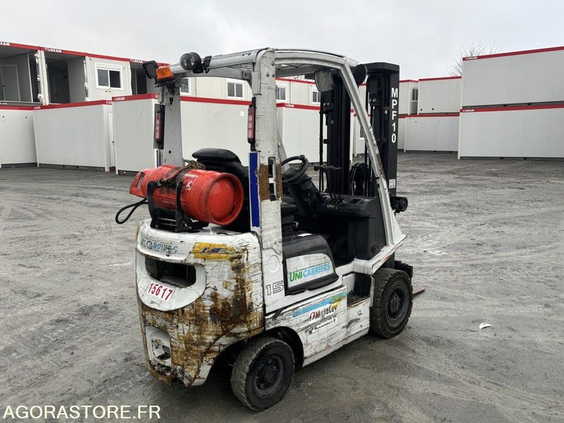 Chariot élévateur NISSAN GAZ 1.5T type P1D1A15LQ - Empilhadeira a gás: foto 4 Chariot élévateur NISSAN GAZ 1.5T type P1D1A15LQ - Empilhadeira a gás: foto 4