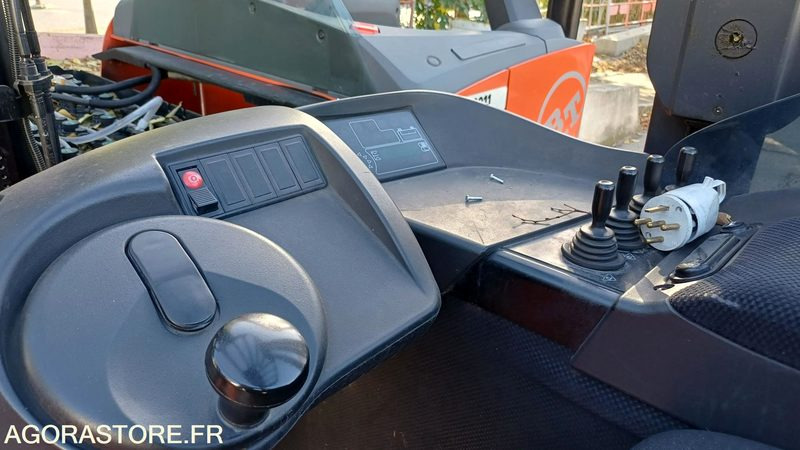 Chariot retractable (Cat.5 R489) FENWICK G1X11 4700H (C624) - Empilhadeira elétrica: foto 1 Chariot retractable (Cat.5 R489) FENWICK G1X11 4700H (C624) - Empilhadeira elétrica: foto 1