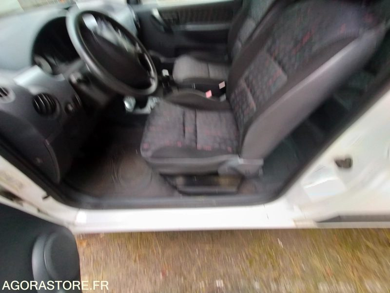 Automóvel Citroen Berlingo Combispace ESS+GNV - 2007 - 62683kms: foto 9