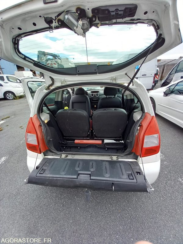 Citroen C2 AD508QG - Automóvel: foto 4 Citroen C2 AD508QG - Automóvel: foto 4