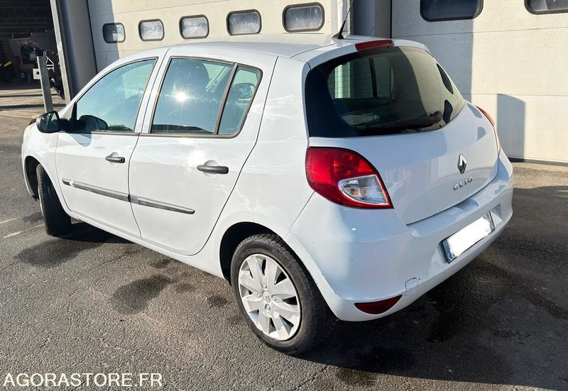 Clio III - Automóvel: foto 2 Clio III - Automóvel: foto 2