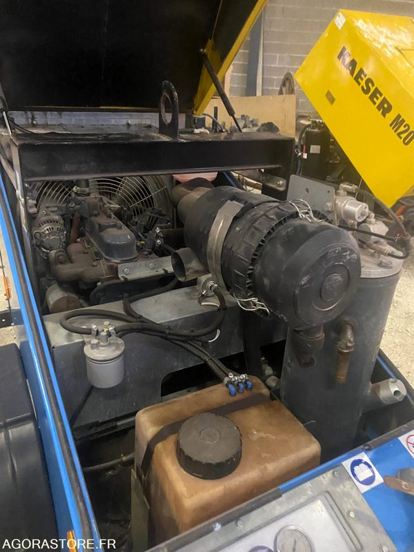 Compresseur MAC3 2.5m3 - 2018 - 112 heures - Compressor de ar: foto 3 Compresseur MAC3 2.5m3 - 2018 - 112 heures - Compressor de ar: foto 3