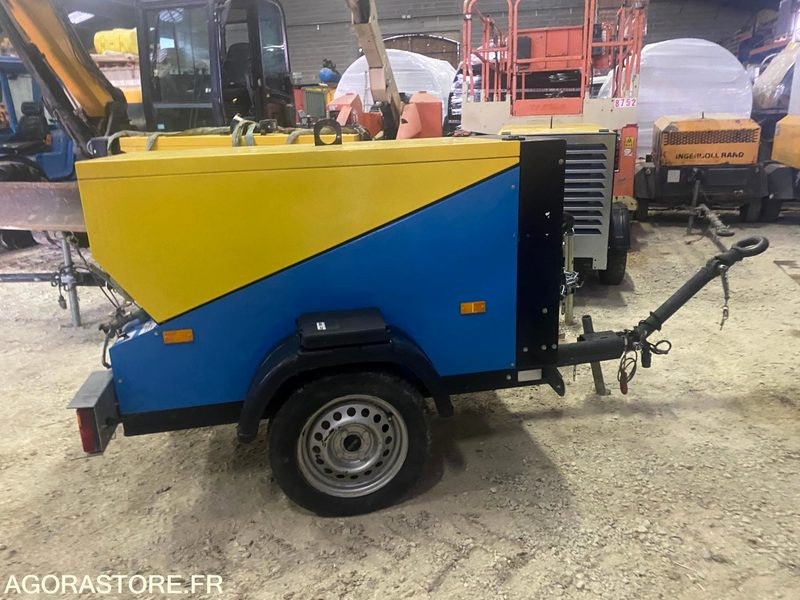 Compresseur MAC3 2.5m3 - 2018 - 112 heures - Compressor de ar: foto 1 Compresseur MAC3 2.5m3 - 2018 - 112 heures - Compressor de ar: foto 1