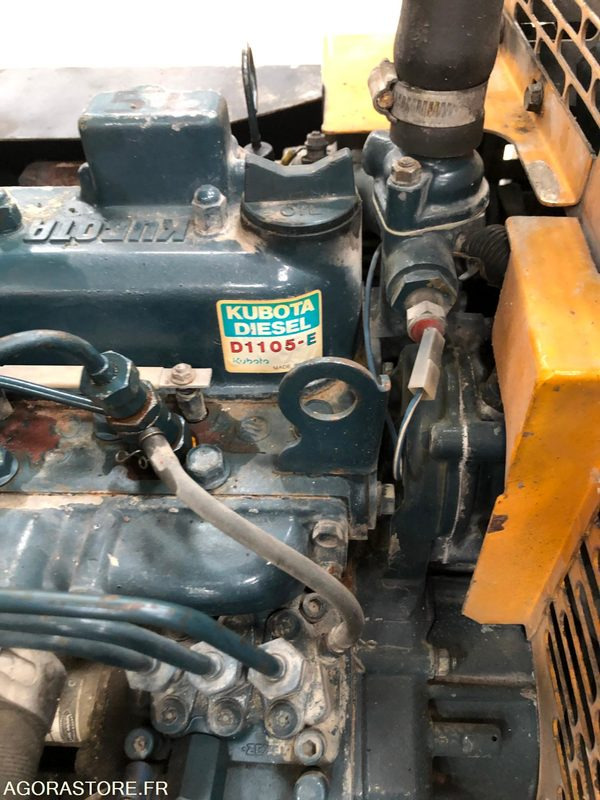 Compresseur à vis INGERSOLL RAND - 2m3 - Compressor de ar: foto 4 Compresseur à vis INGERSOLL RAND - 2m3 - Compressor de ar: foto 4