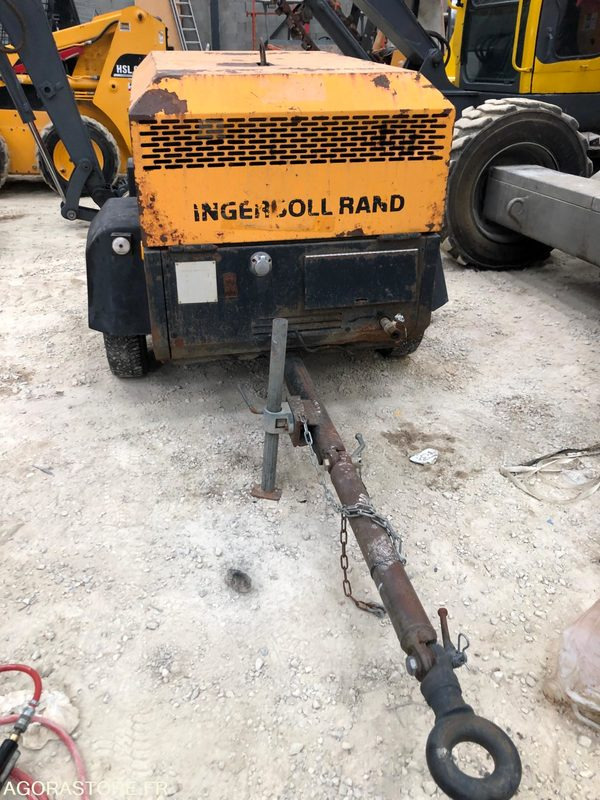 Compresseur à vis INGERSOLL RAND - 2m3 - Compressor de ar: foto 2 Compresseur à vis INGERSOLL RAND - 2m3 - Compressor de ar: foto 2
