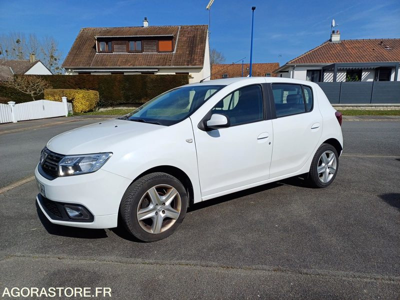 DACIA SANDERO EW-951-JH - 2018 - 179 000 km - Automóvel: foto 3 DACIA SANDERO EW-951-JH - 2018 - 179 000 km - Automóvel: foto 3