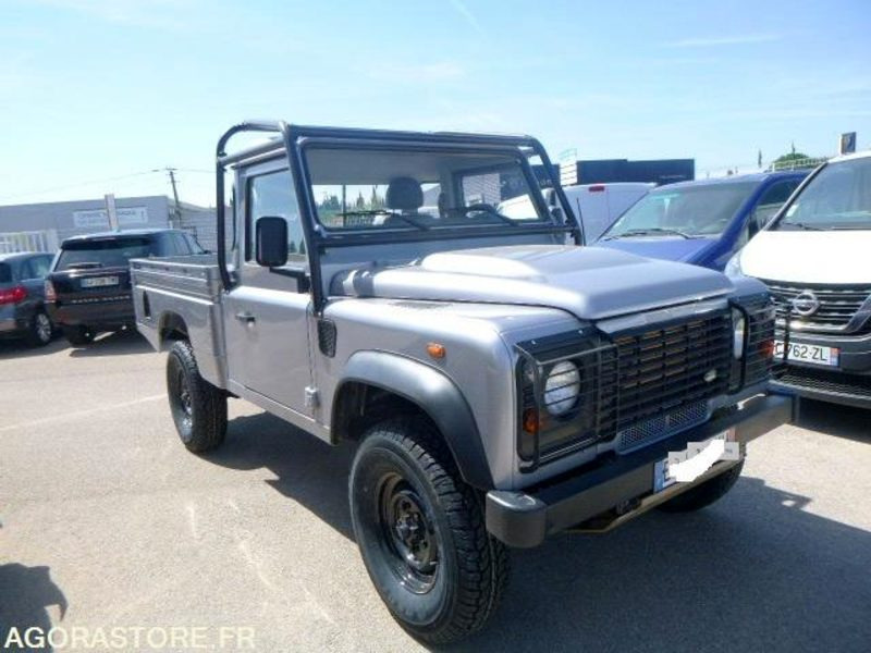 DEFENDER -Land Rover - 2011 - 131 930km - 122ch - BON ETAT - SUV: foto 1 DEFENDER -Land Rover - 2011 - 131 930km - 122ch - BON ETAT - SUV: foto 1