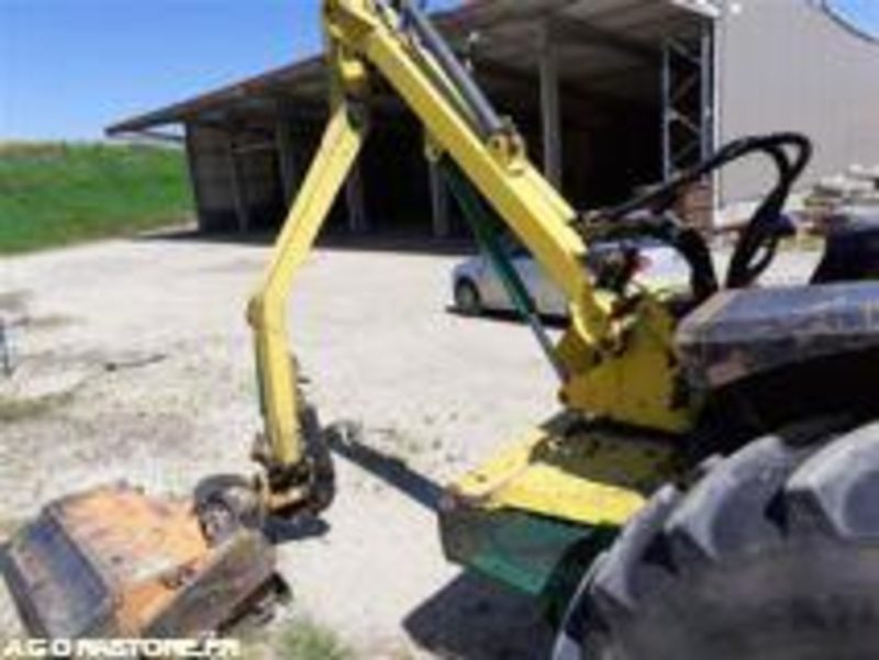 Débroussailleuse épareuse Norémat Tonica M50 - 1999 / 8000 heures - Limpa bermas: foto 2 Débroussailleuse épareuse Norémat Tonica M50 - 1999 / 8000 heures - Limpa bermas: foto 2