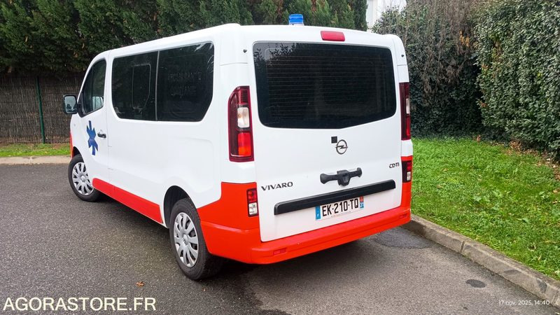 EK-210-TQ - Roulant - OPEL VIVARO - VASP - 508 459 Kms - Ambulância: foto 5 EK-210-TQ - Roulant - OPEL VIVARO - VASP - 508 459 Kms - Ambulância: foto 5