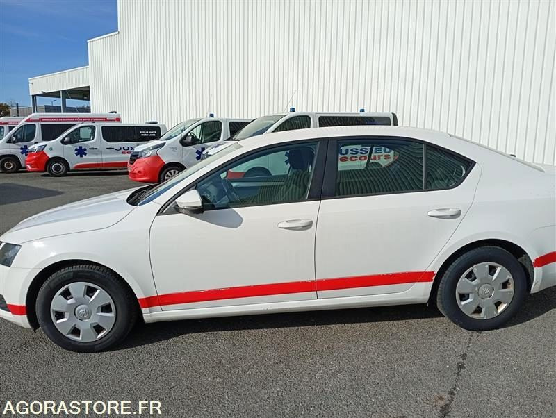 EX-233-PW - Non Roulant - SKODA OCTAVIA - VP - 427 764 Kms - Automóvel: foto 1 EX-233-PW - Non Roulant - SKODA OCTAVIA - VP - 427 764 Kms - Automóvel: foto 1