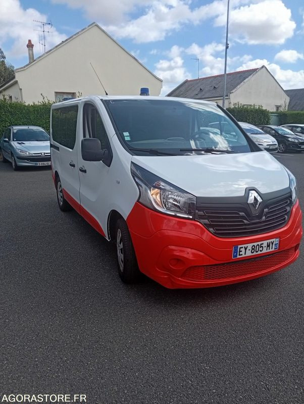 EY-805-MY - Non Roulant - RENAULT - TRAFIC - VASP - 278 000 Kms - Ambulância: foto 2 EY-805-MY - Non Roulant - RENAULT - TRAFIC - VASP - 278 000 Kms - Ambulância: foto 2