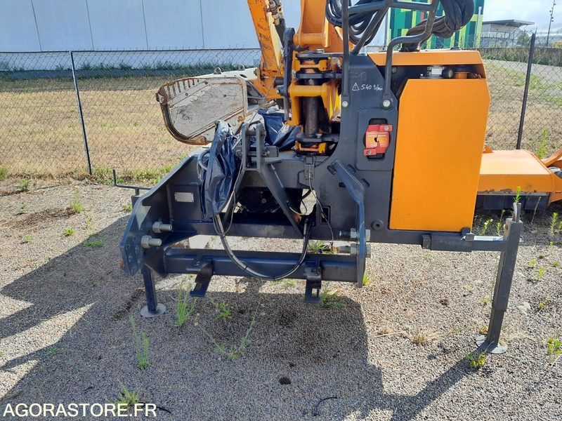 Epareuse Norémat Optima avec tête de débroussaillage norémat - Limpa bermas: foto 5 Epareuse Norémat Optima avec tête de débroussaillage norémat - Limpa bermas: foto 5