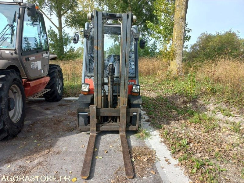 CHARIOT ELEVATEUR FENWICK - Equipamento de movimentação: foto 3 CHARIOT ELEVATEUR FENWICK - Equipamento de movimentação: foto 3