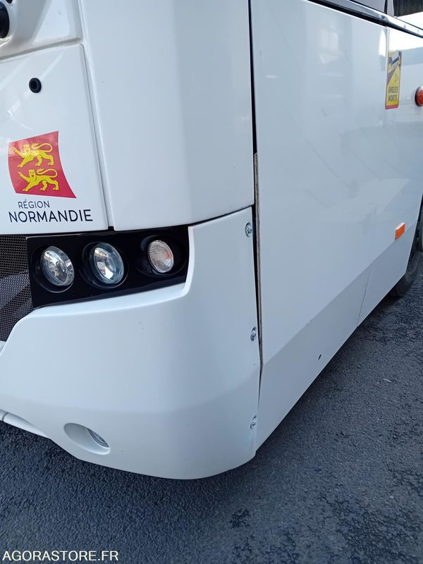 FAST SCOLER 4 - CZ 675 AR - E5 - 2013 - 140000 KM - - Autocarro escolar: foto 3 FAST SCOLER 4 - CZ 675 AR - E5 - 2013 - 140000 KM - - Autocarro escolar: foto 3
