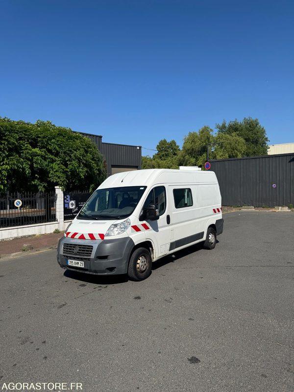 FIAT DUCATO 133 000 KM 7 PLACES - Furgão: foto 2 FIAT DUCATO 133 000 KM 7 PLACES - Furgão: foto 2