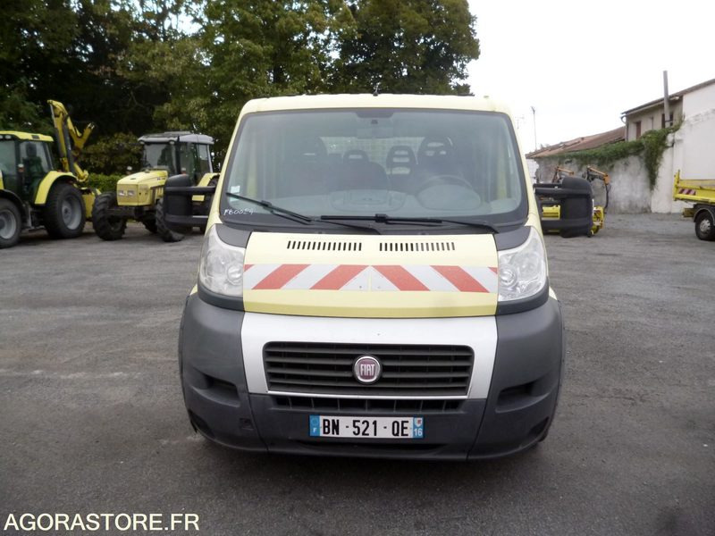 FIAT DUCATO 2.3 JTD 120 BBDC - Furgão: foto 1 FIAT DUCATO 2.3 JTD 120 BBDC - Furgão: foto 1