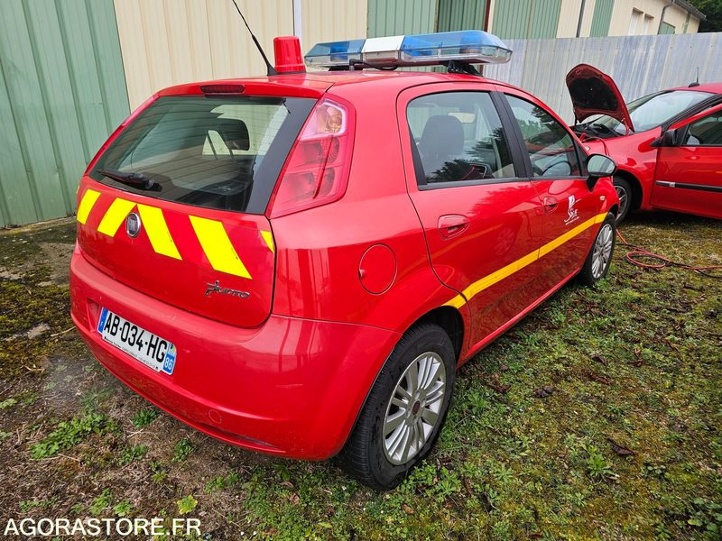 FIAT PUNTO 166119kms 2009 - AB034HG - Automóvel: foto 3 FIAT PUNTO 166119kms 2009 - AB034HG - Automóvel: foto 3
