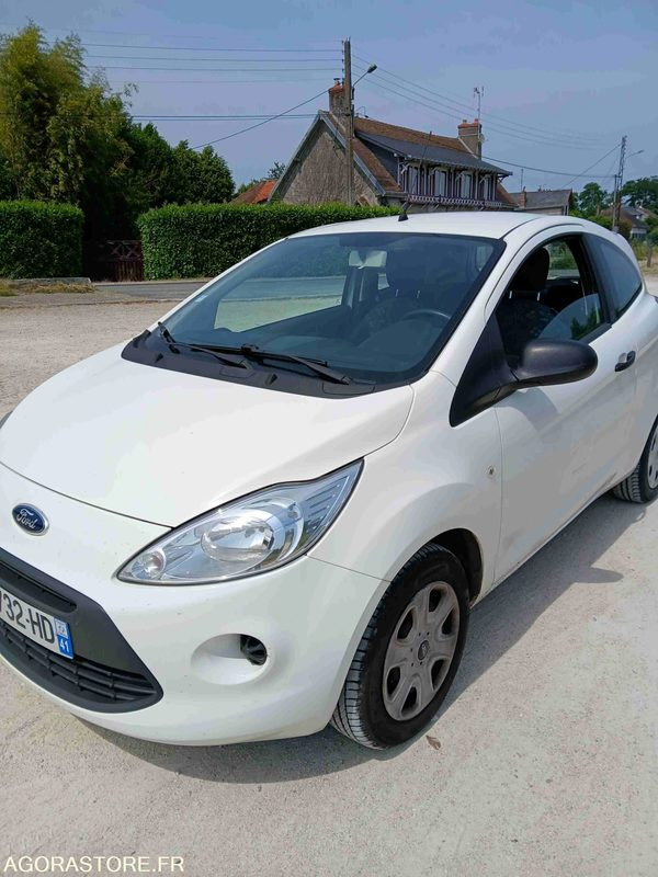 FORD KA - Automóvel: foto 2 FORD KA - Automóvel: foto 2