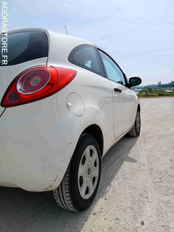FORD KA - Automóvel: foto 5 FORD KA - Automóvel: foto 5