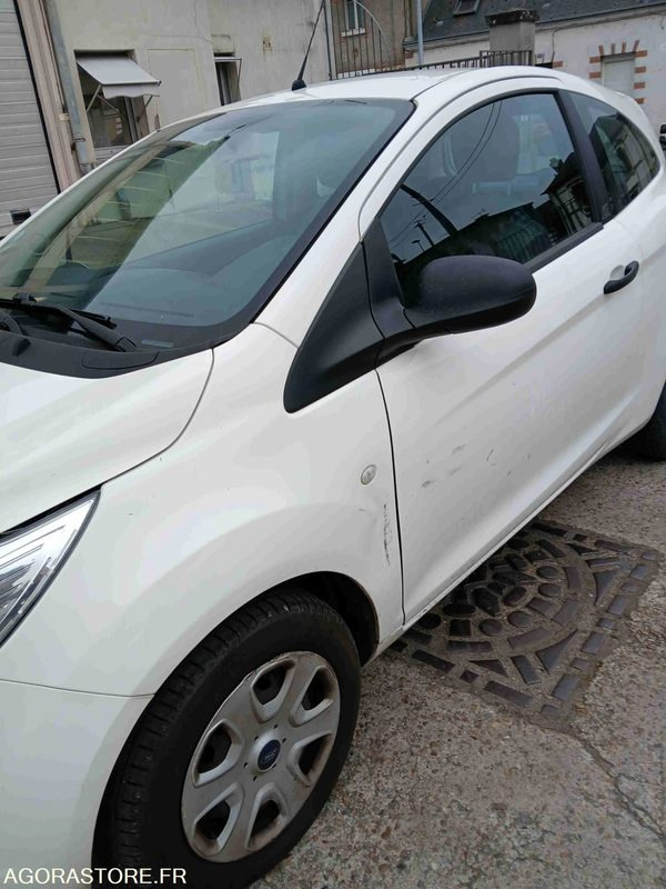 FORD KA - Automóvel: foto 2 FORD KA - Automóvel: foto 2