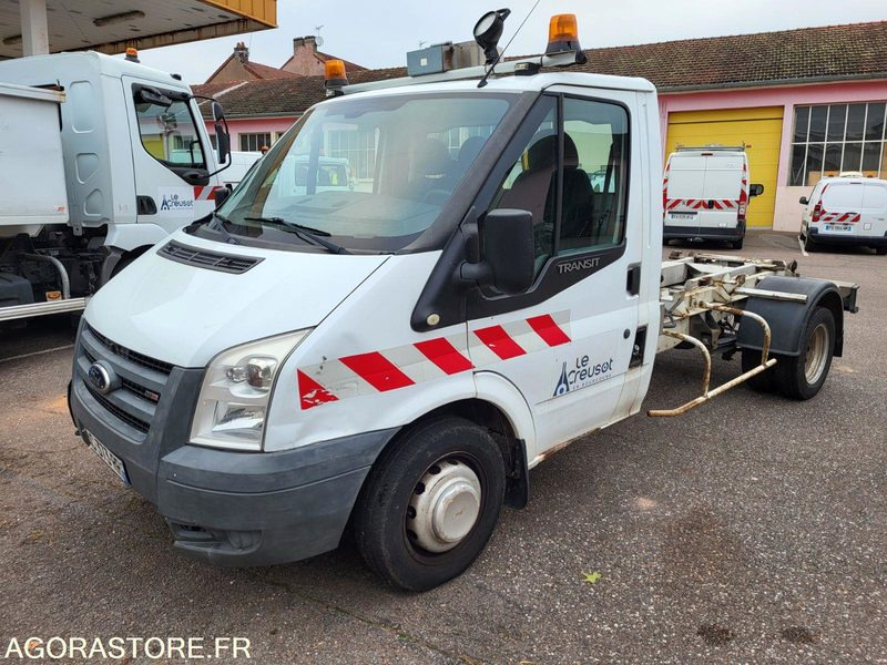 FORD transit avec système ampirol (sans contrôle technique) - Carrinha basculante: foto 2 FORD transit avec système ampirol (sans contrôle technique) - Carrinha basculante: foto 2