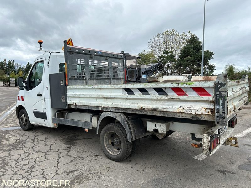 FOURGON RENAULT MASTER BENNE - 3 PLACES - 2014 / 207 458 KM (00947-M23950) - Carrinha basculante: foto 4 FOURGON RENAULT MASTER BENNE - 3 PLACES - 2014 / 207 458 KM (00947-M23950) - Carrinha basculante: foto 4
