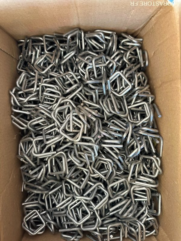 Feuillard et boucles de cerclage - Ferramenta/ Equipamento: foto 3 Feuillard et boucles de cerclage - Ferramenta/ Equipamento: foto 3