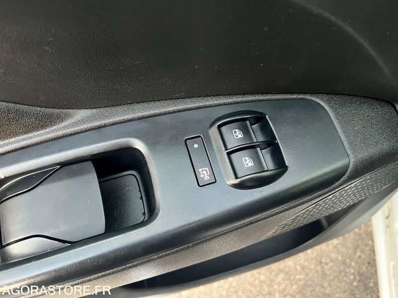 Carrinha frigorífica Fiat Doblo Cargo Maxi - 2019 - 60 380 km: foto 19