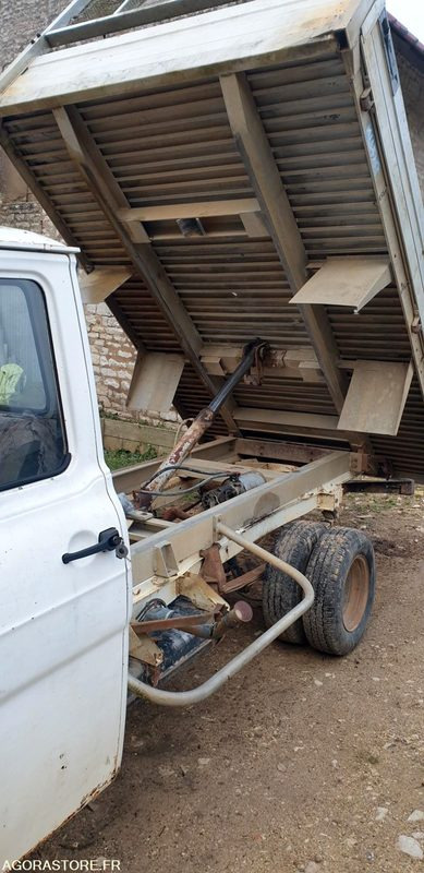 Ford mk2 Benne hydraulique en alu - Carrinha basculante: foto 2 Ford mk2 Benne hydraulique en alu - Carrinha basculante: foto 2