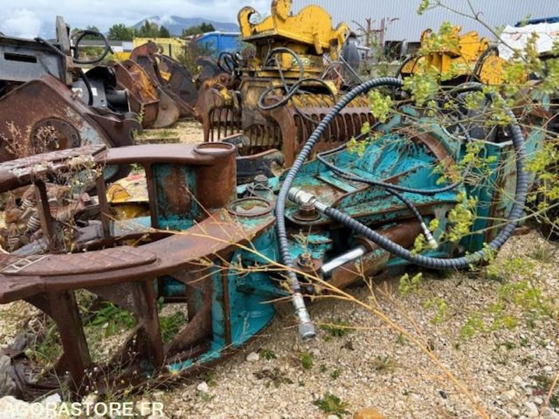 GRAPPIN A ENROCHEMENT VTN PM1500 2007 ATTACHE CW45 - Garra: foto 5 GRAPPIN A ENROCHEMENT VTN PM1500 2007 ATTACHE CW45 - Garra: foto 5