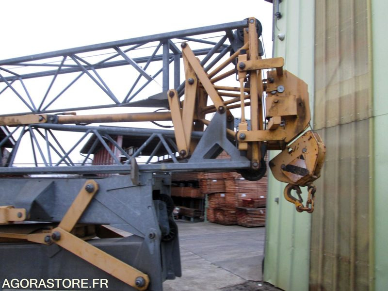 GRUE - POTAIN HD 10 A - TRES BON ETAT - Grua automontante: foto 3 GRUE - POTAIN HD 10 A - TRES BON ETAT - Grua automontante: foto 3