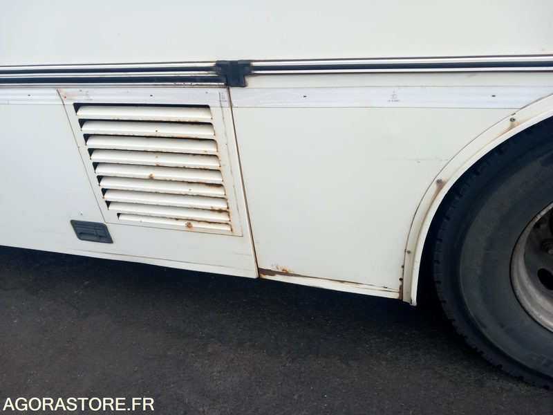 IVECO BUS AXER N°073267 - Autocarro escolar: foto 3 IVECO BUS AXER N°073267 - Autocarro escolar: foto 3