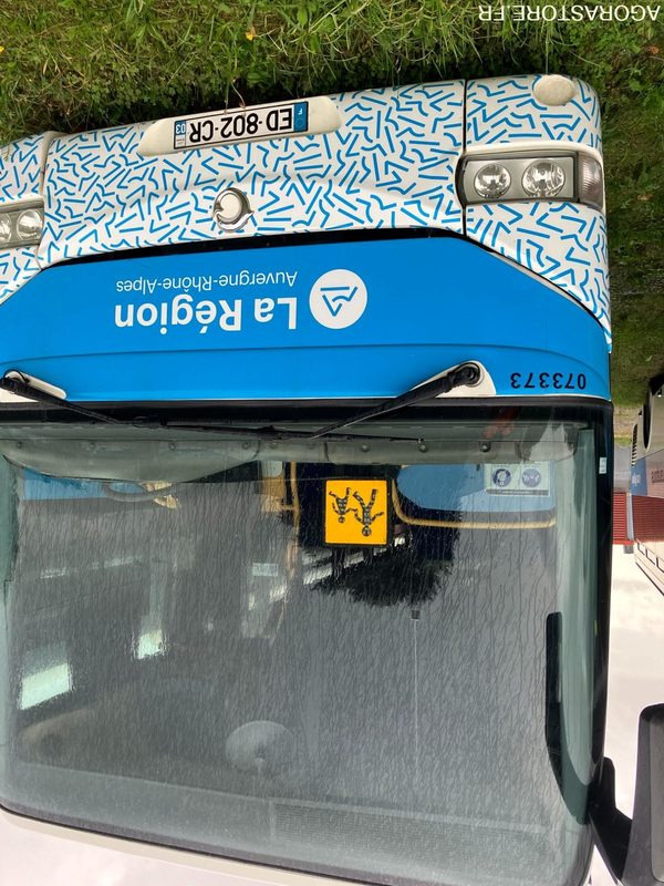 IVECO BUS CROSSWAY N°073373 - Autocarro escolar: foto 1 IVECO BUS CROSSWAY N°073373 - Autocarro escolar: foto 1