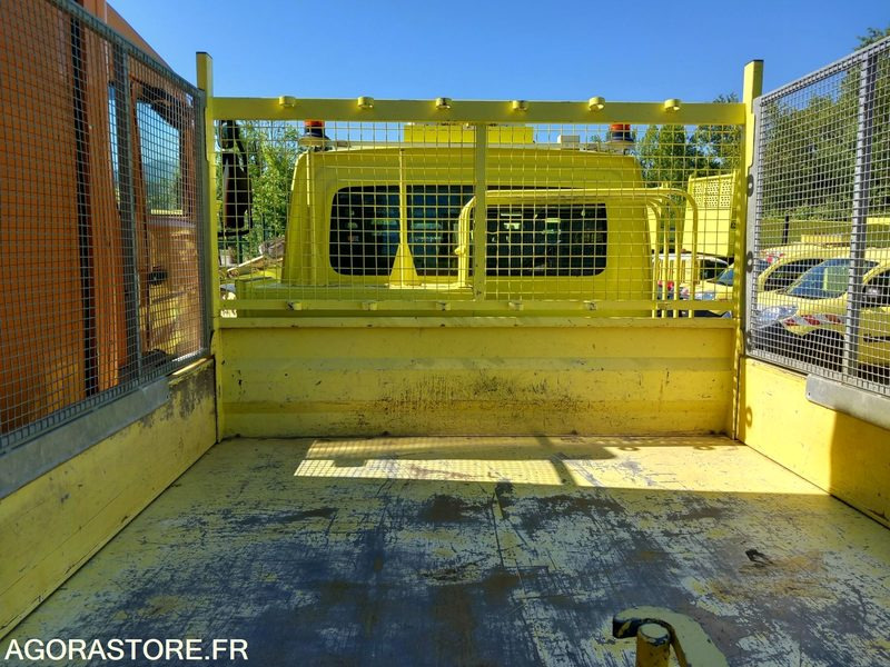 IVECO DAILY 65C18D DOUBLE CABINE BENNE (CI0410) - Furgão compacto: foto 5 IVECO DAILY 65C18D DOUBLE CABINE BENNE (CI0410) - Furgão compacto: foto 5