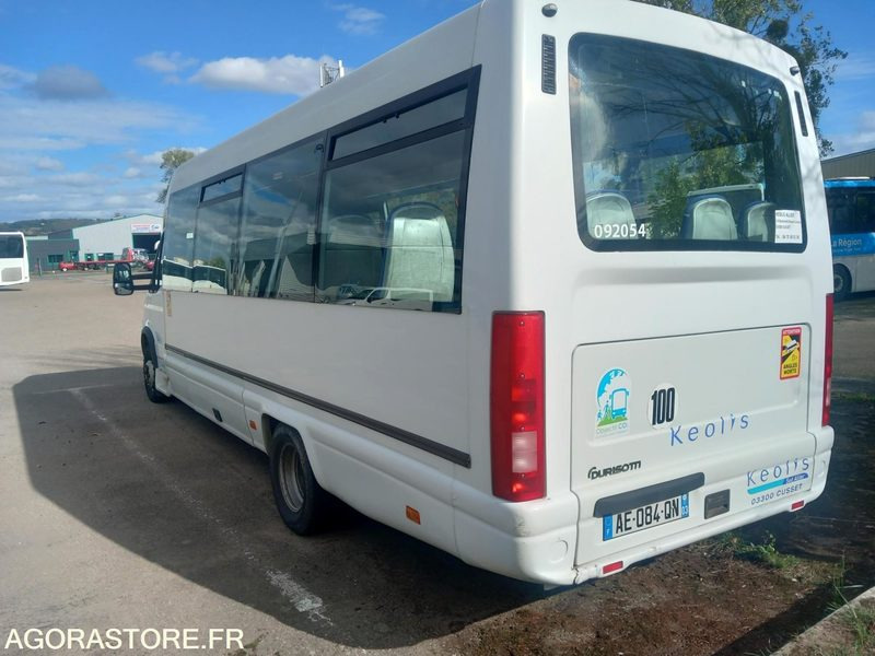 IVECO DAILY N°092054 - Minibus, Furgão de passageiros: foto 3 IVECO DAILY N°092054 - Minibus, Furgão de passageiros: foto 3
