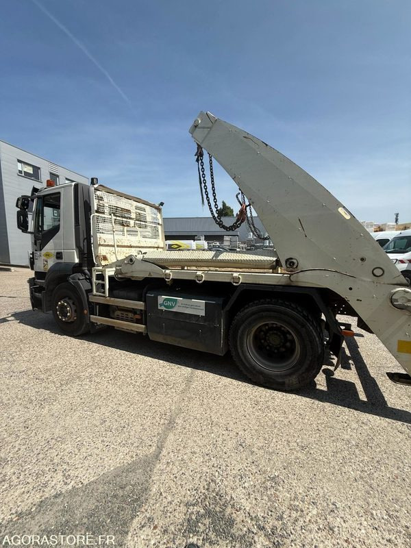 IVECO STRALIS MULTIBENNE 4x2 - 2015 / 61000KM - Camião multibenne: foto 3 IVECO STRALIS MULTIBENNE 4x2 - 2015 / 61000KM - Camião multibenne: foto 3