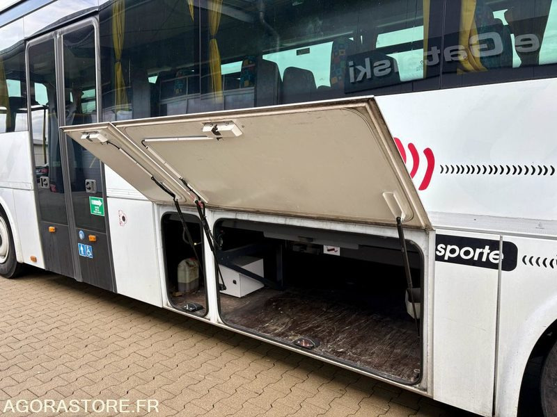 Irisbus Recreo 2010 - Clim - EURO 5 - Autocarro escolar: foto 5 Irisbus Recreo 2010 - Clim - EURO 5 - Autocarro escolar: foto 5